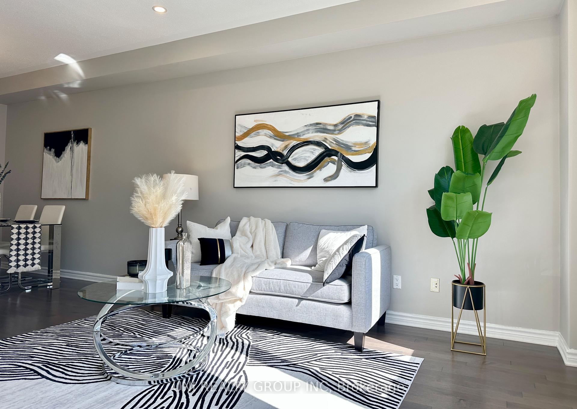 Photo 4 of 2468 Waterlilly Way, Ottawa, Barrhaven - Heritage Park — HOMEH