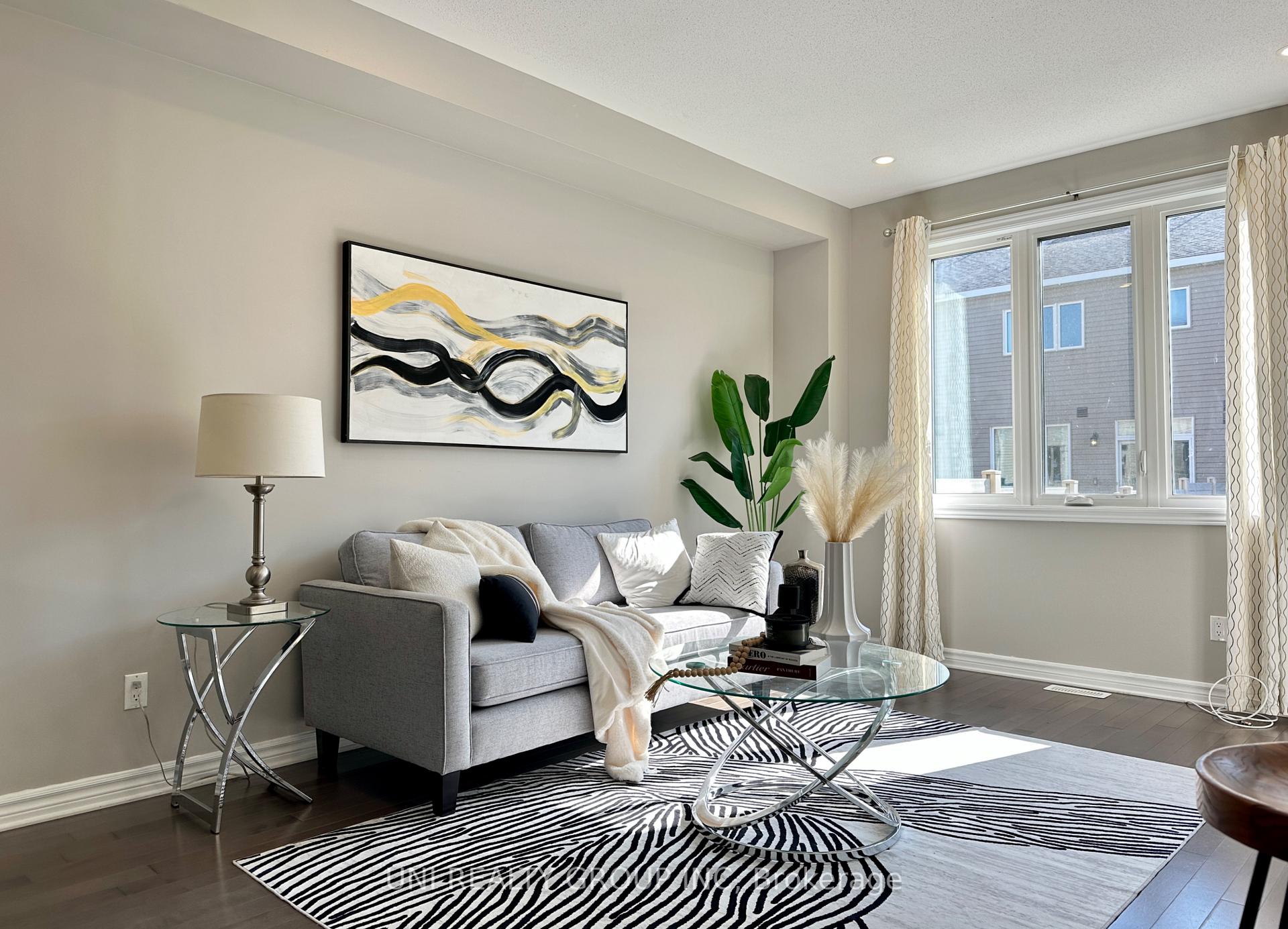 Photo 12 of 2468 Waterlilly Way, Ottawa, Barrhaven - Heritage Park — HOMEH