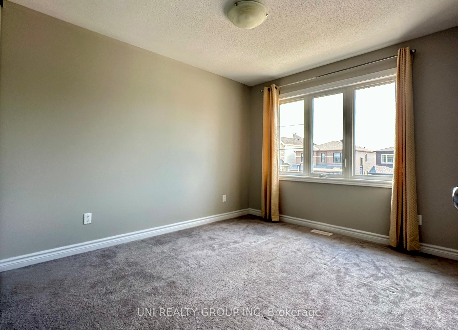 Photo 23 of 2468 Waterlilly Way, Ottawa, Barrhaven - Heritage Park — HOMEH