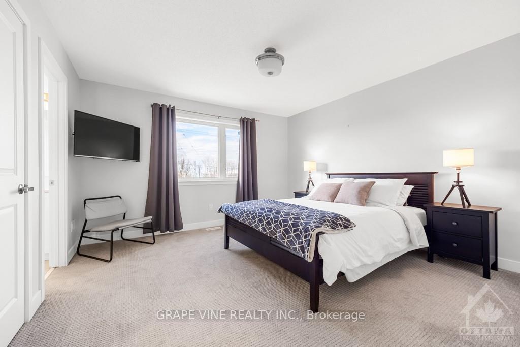 Photo 17 of 653 Putney Crescent, Ottawa, Stittsville (South) — HOMEH