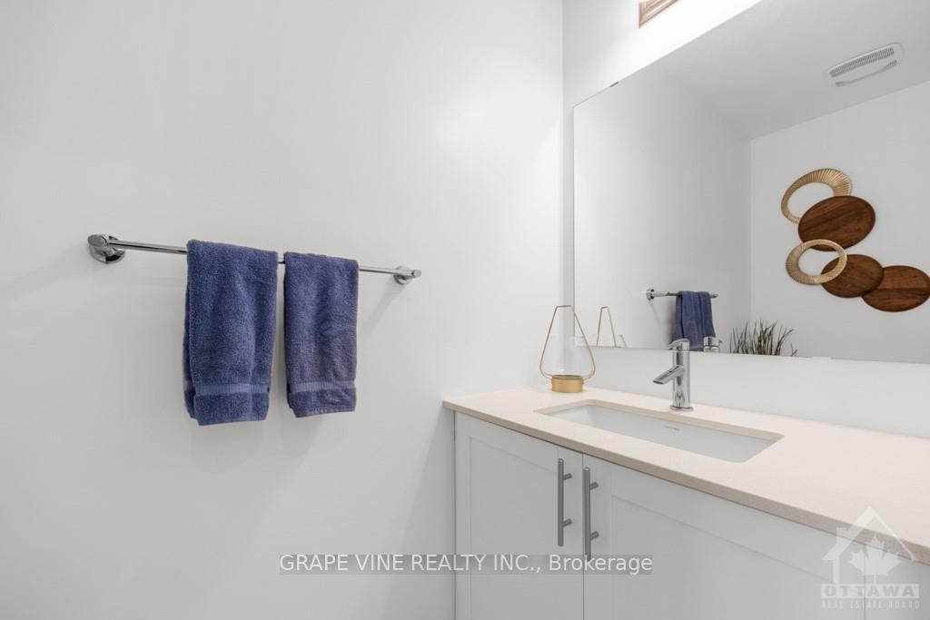 Photo 22 of 653 Putney Crescent, Ottawa, Stittsville (South) — HOMEH