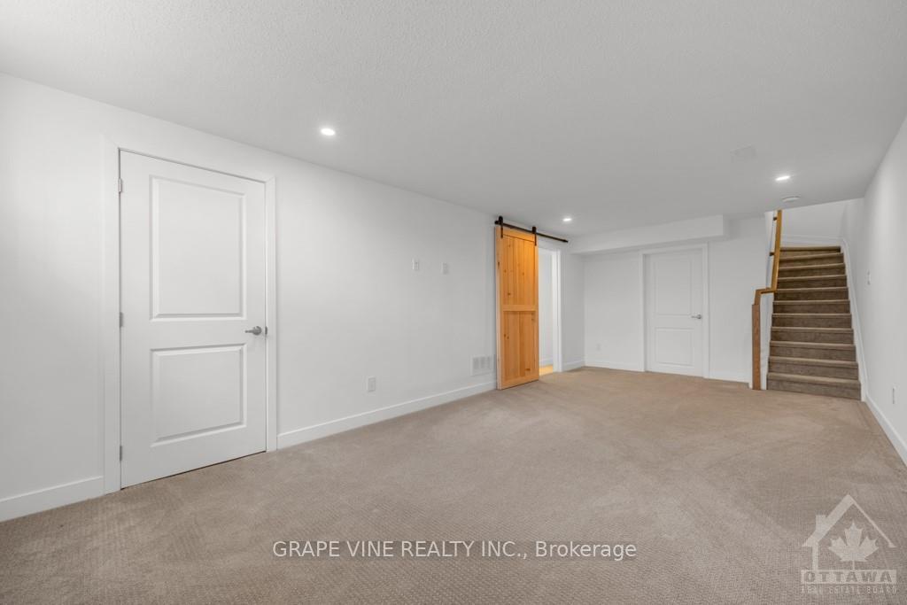 Photo 25 of 653 Putney Crescent, Ottawa, Stittsville (South) — HOMEH