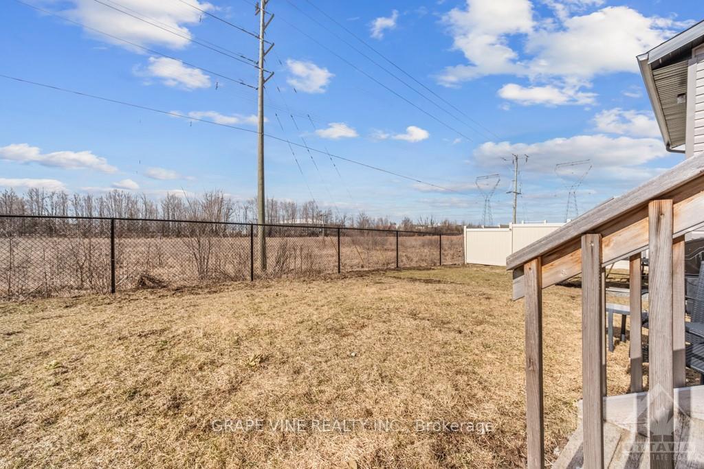 Photo 27 of 653 Putney Crescent, Ottawa, Stittsville (South) — HOMEH
