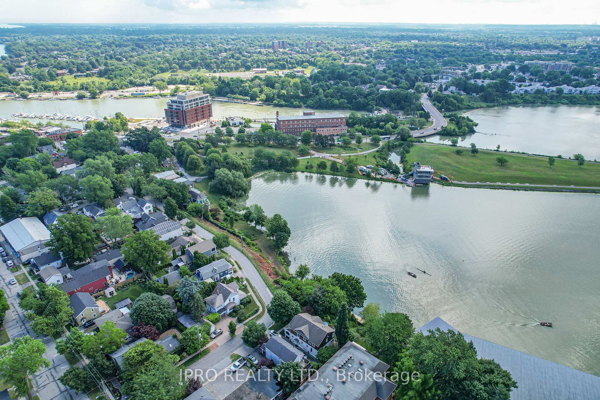 Photo 7 of 54 Canal Street, St. Catharines, Port Dalhousie — HOMEH