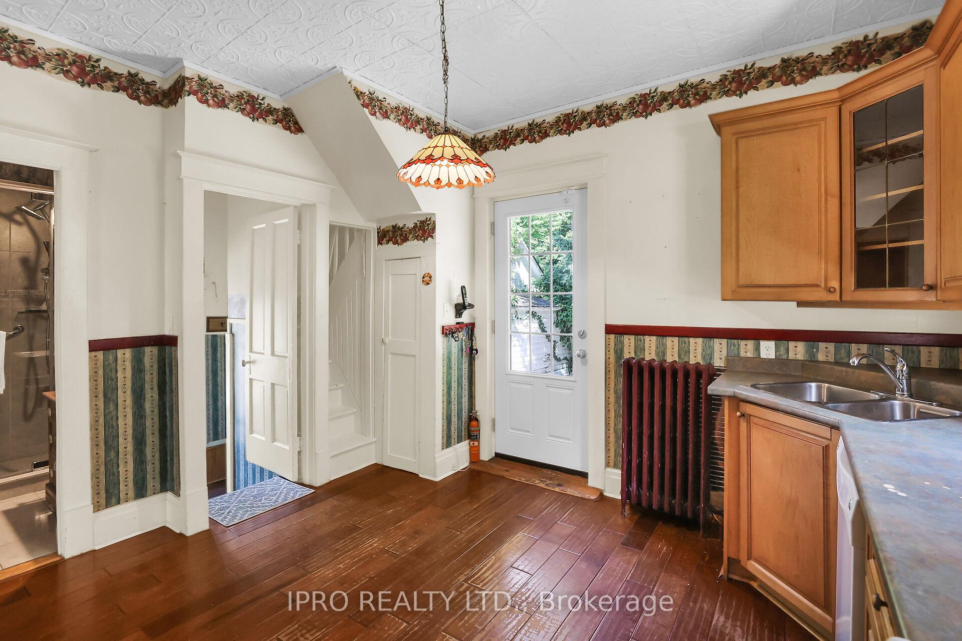 Photo 19 of 54 Canal Street, St. Catharines, Port Dalhousie — HOMEH
