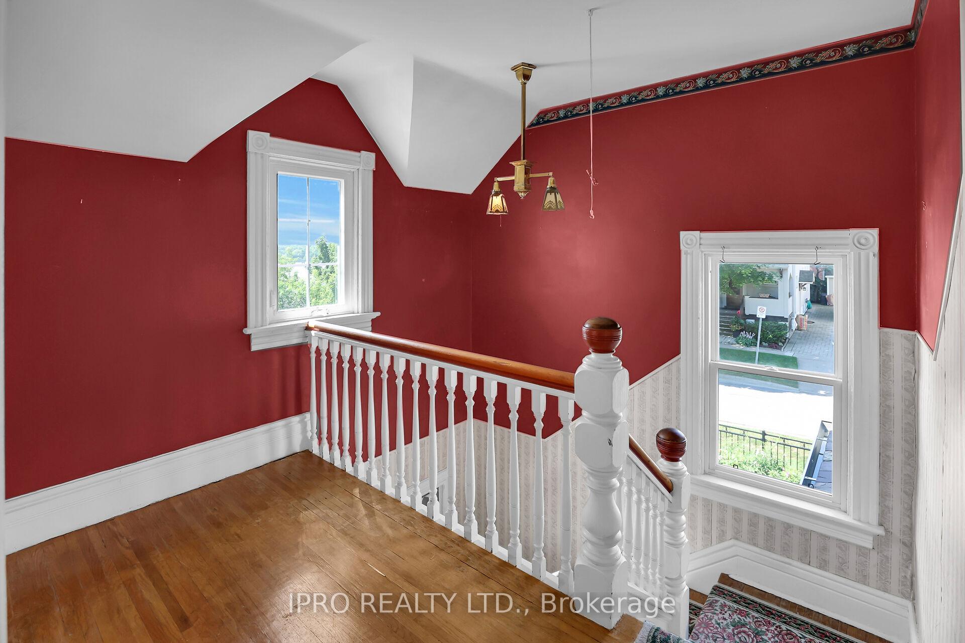 Photo 31 of 54 Canal Street, St. Catharines, Port Dalhousie — HOMEH