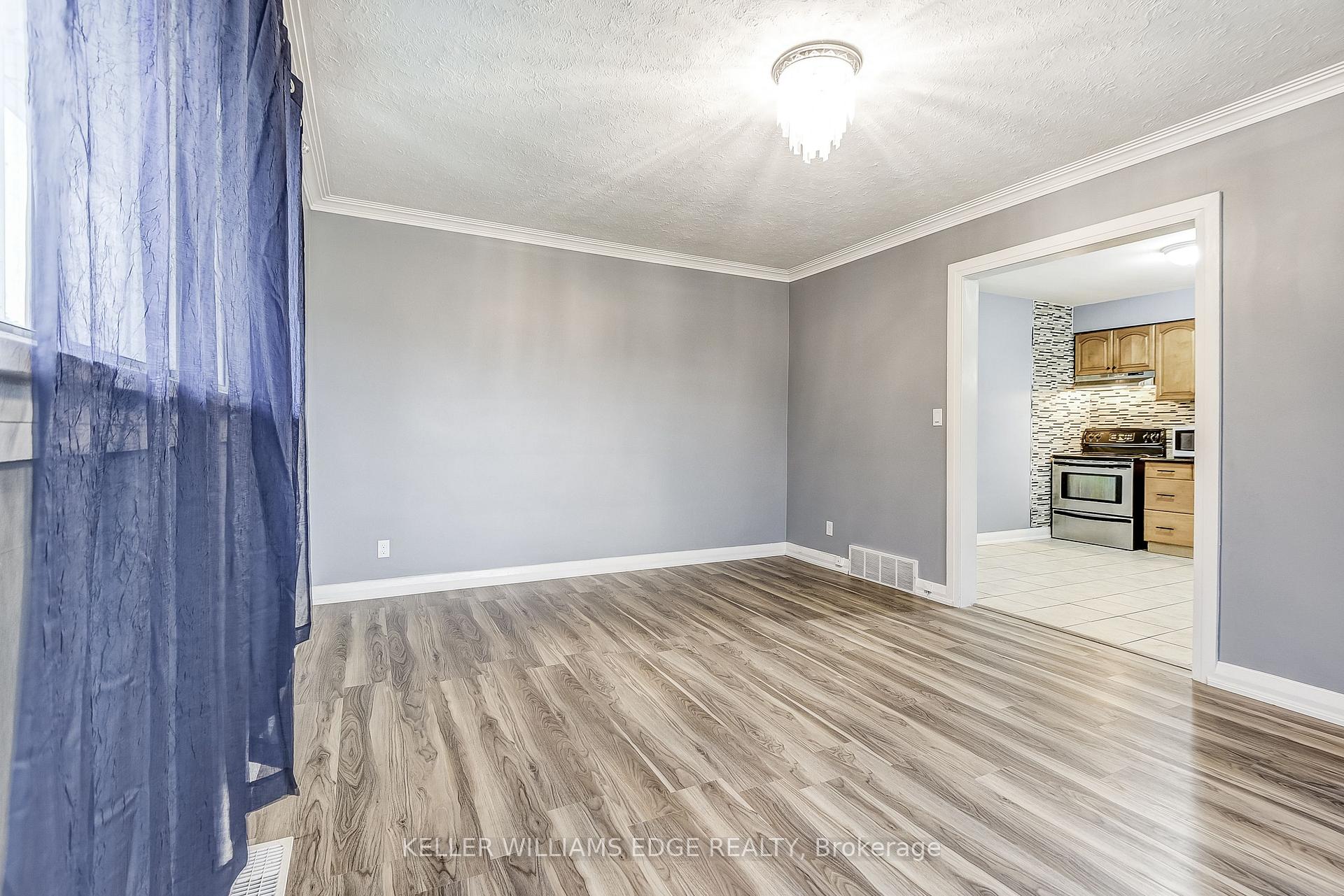 Photo 7 of 5 Bartlett Street, St. Catharines, Facer — HOMEH