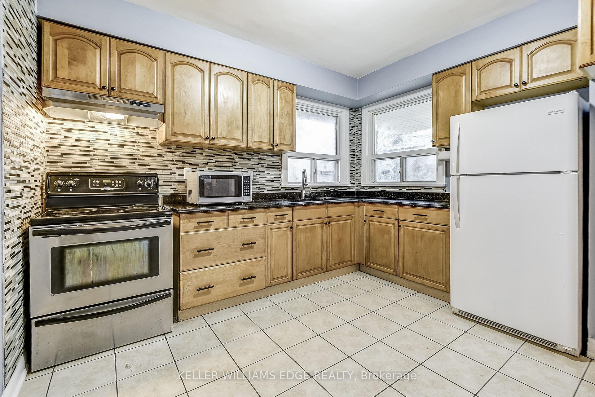 Photo 11 of 5 Bartlett Street, St. Catharines, Facer — HOMEH