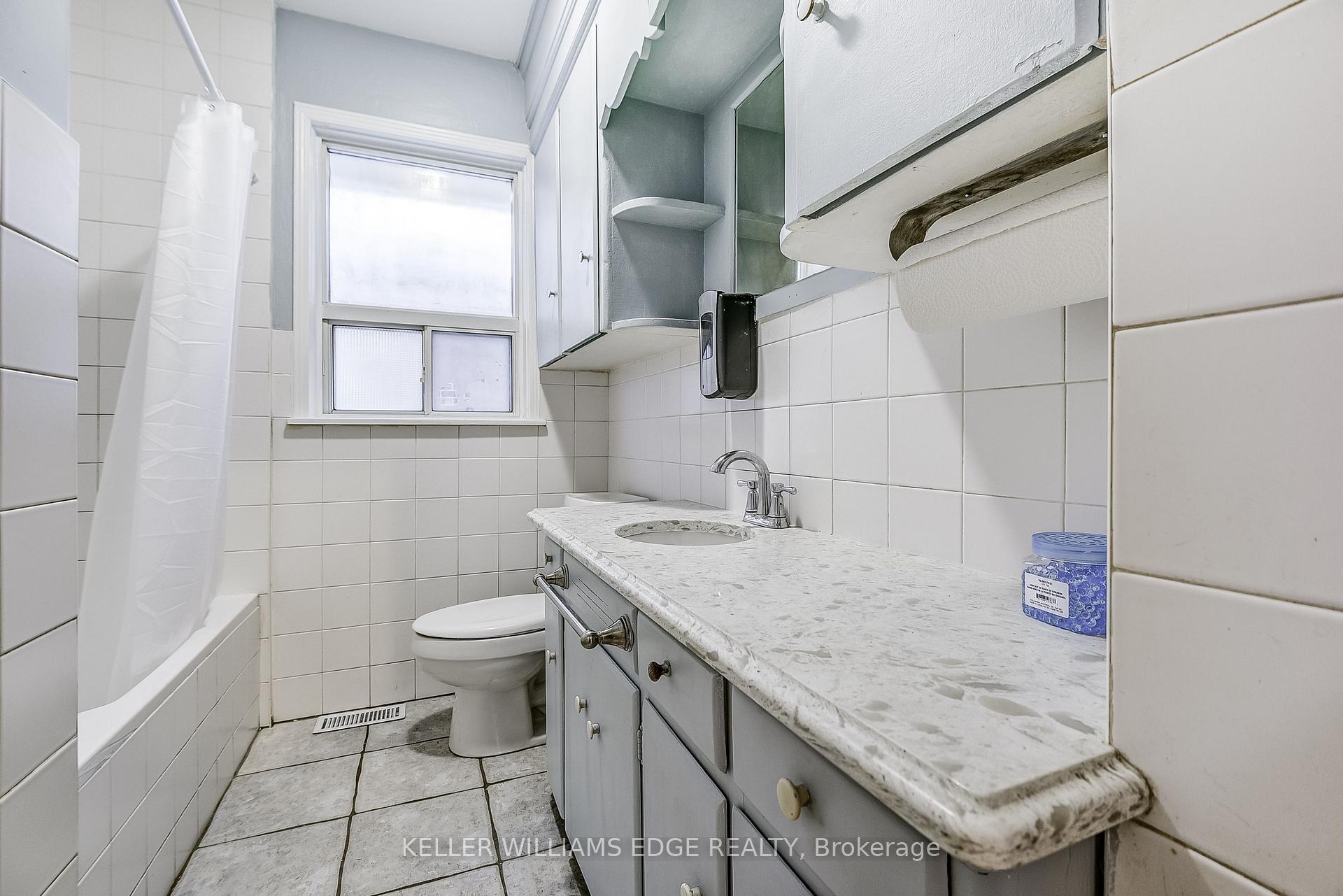 Photo 17 of 5 Bartlett Street, St. Catharines, Facer — HOMEH