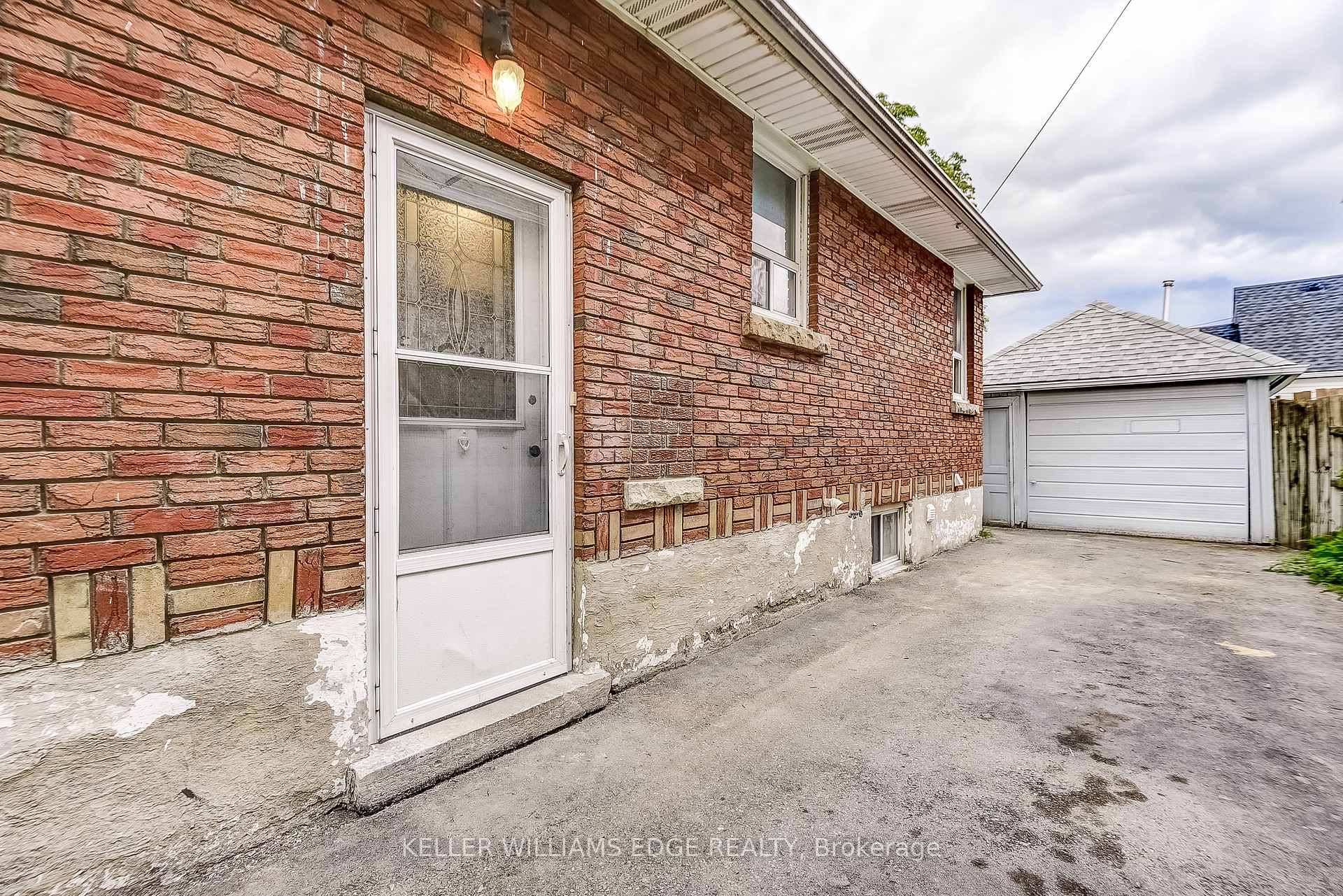 Photo 34 of 5 Bartlett Street, St. Catharines, Facer — HOMEH