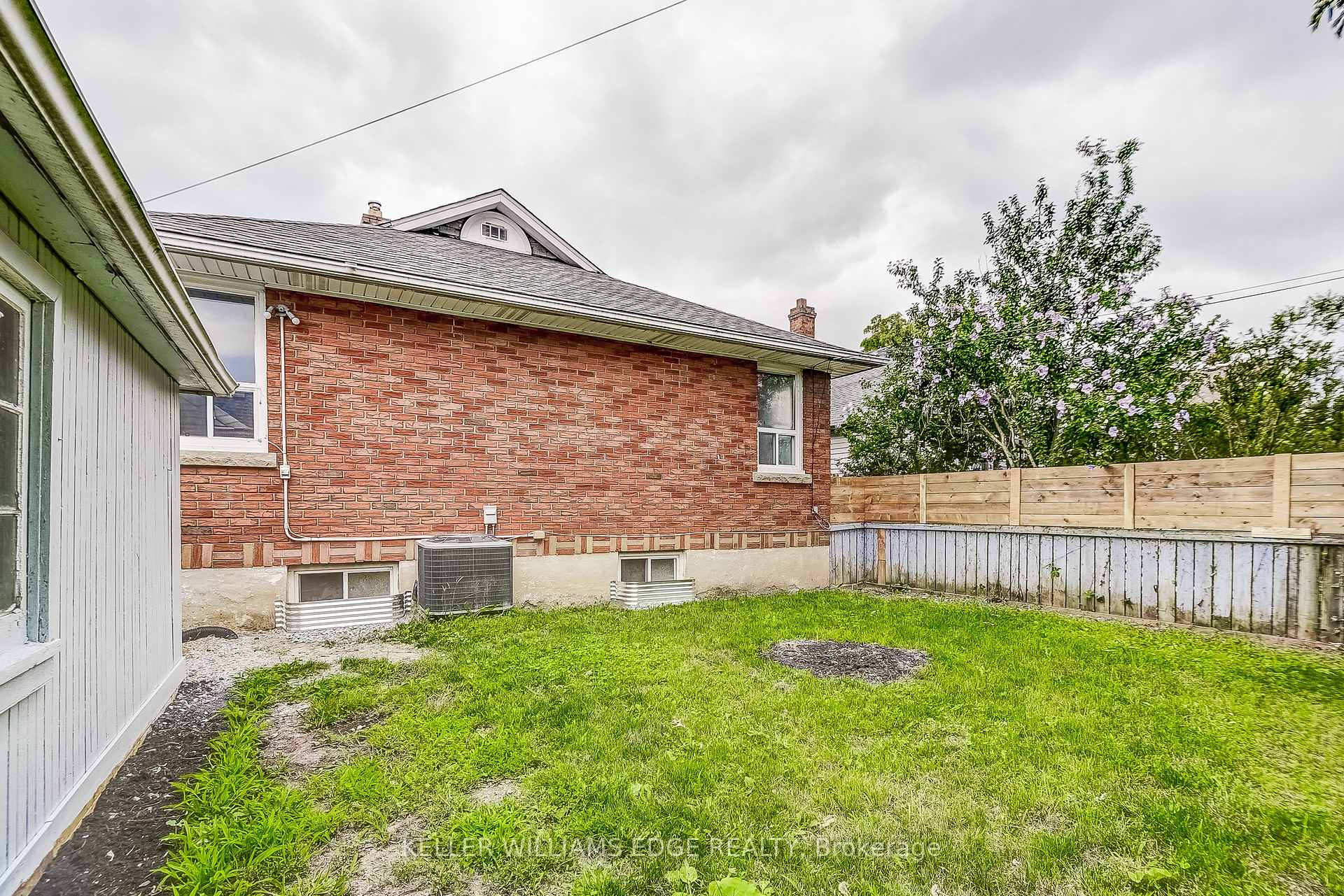 Photo 38 of 5 Bartlett Street, St. Catharines, Facer — HOMEH