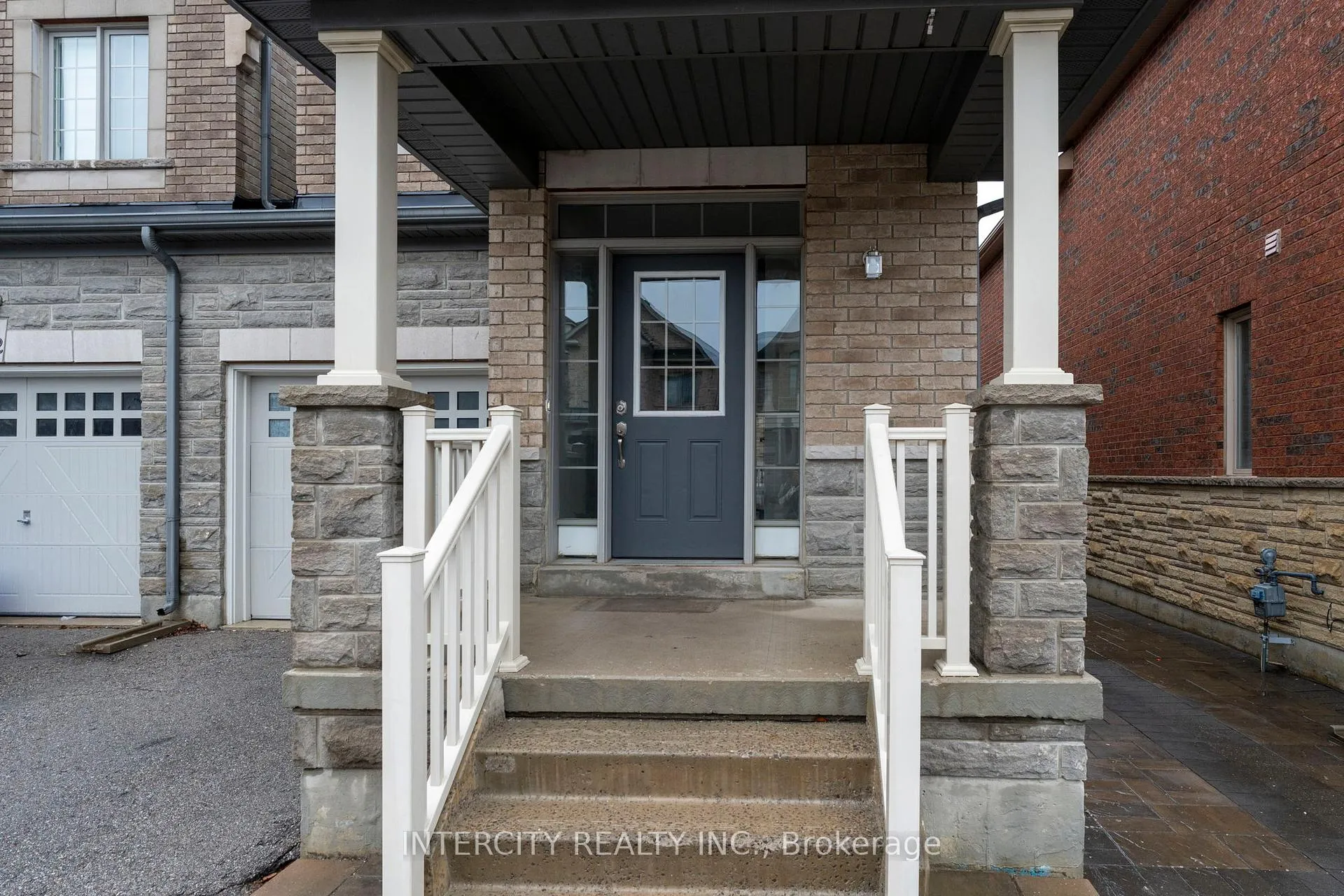 Photo 3 of 34 Alexie Way, Vaughan, Vellore Village — HOMEH