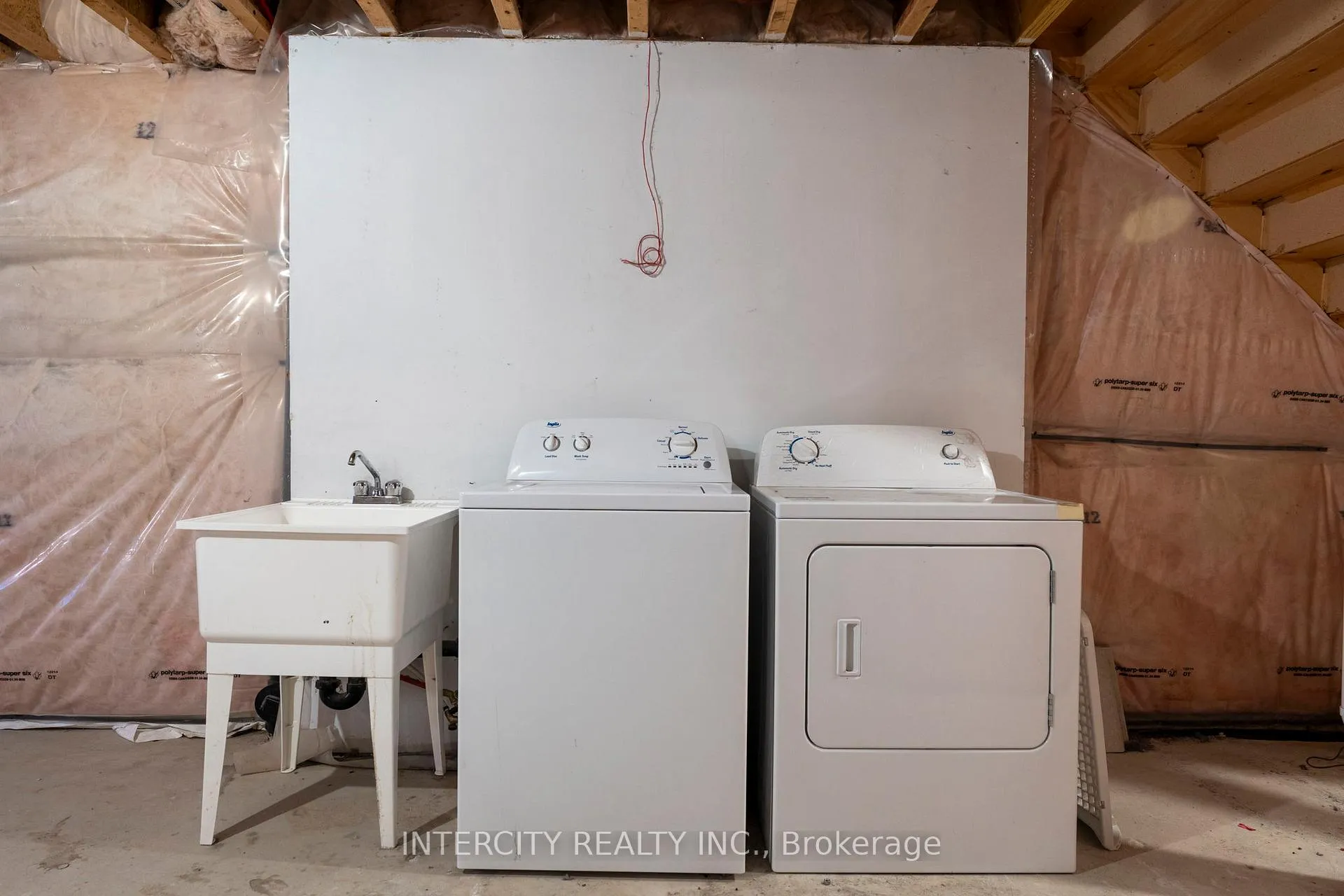Photo 35 of 34 Alexie Way, Vaughan, Vellore Village — HOMEH