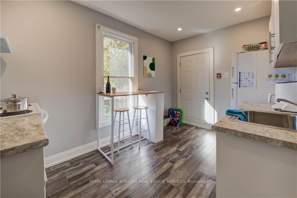 Photo 12 of 79 Lowell Avenue, St. Catharines, Downtown — HOMEH