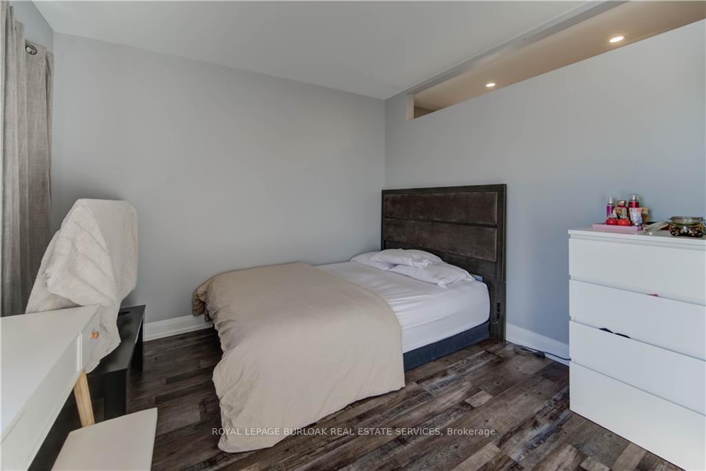 Photo 16 of 79 Lowell Avenue, St. Catharines, Downtown — HOMEH