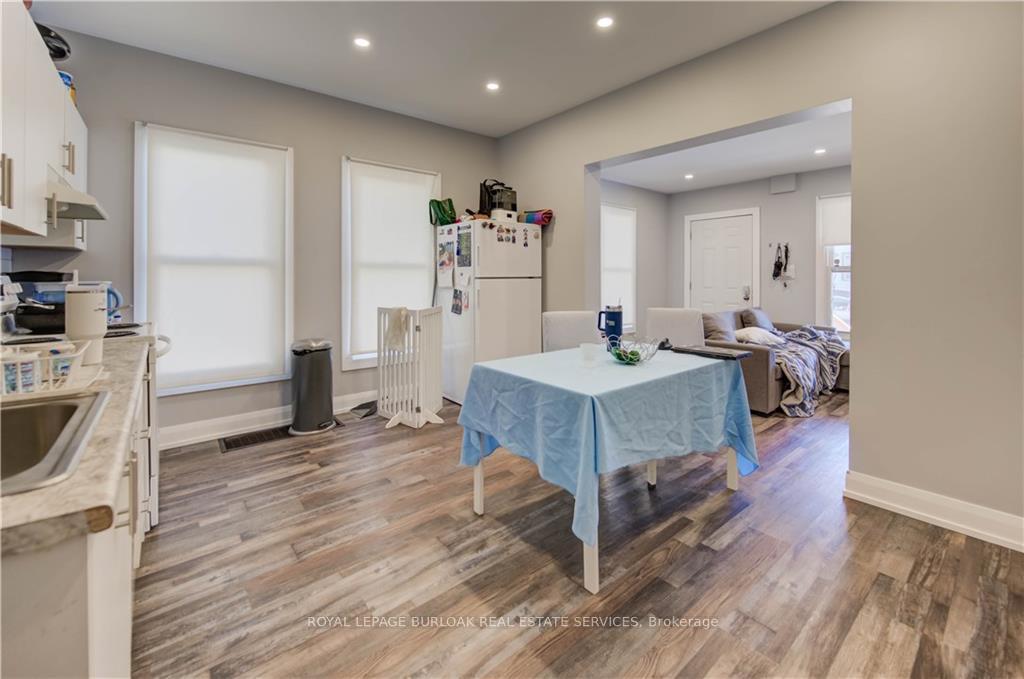 Photo 18 of 79 Lowell Avenue, St. Catharines, Downtown — HOMEH