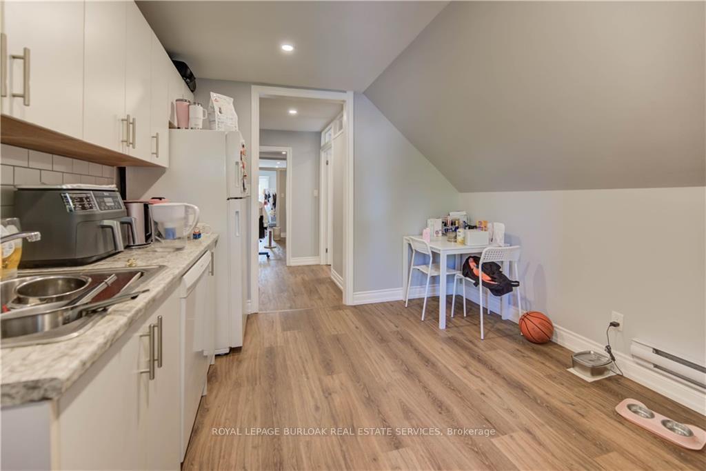 Photo 23 of 79 Lowell Avenue, St. Catharines, Downtown — HOMEH