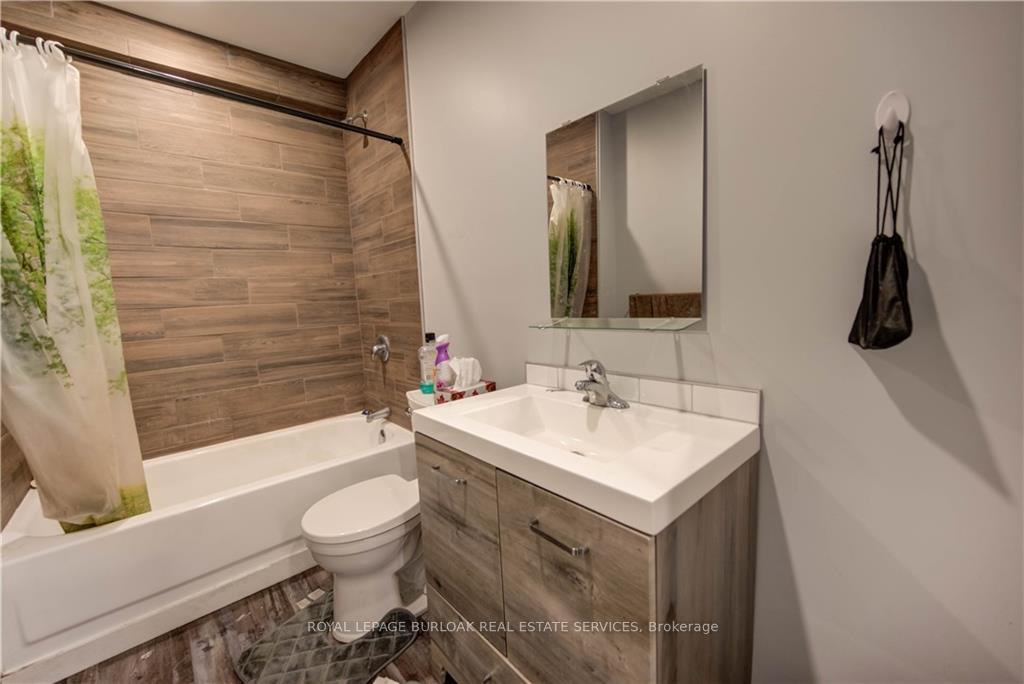 Photo 34 of 79 Lowell Avenue, St. Catharines, Downtown — HOMEH