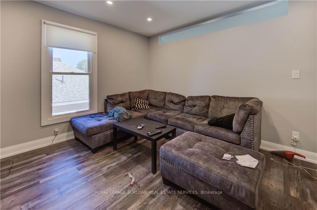 Photo 38 of 79 Lowell Avenue, St. Catharines, Downtown — HOMEH