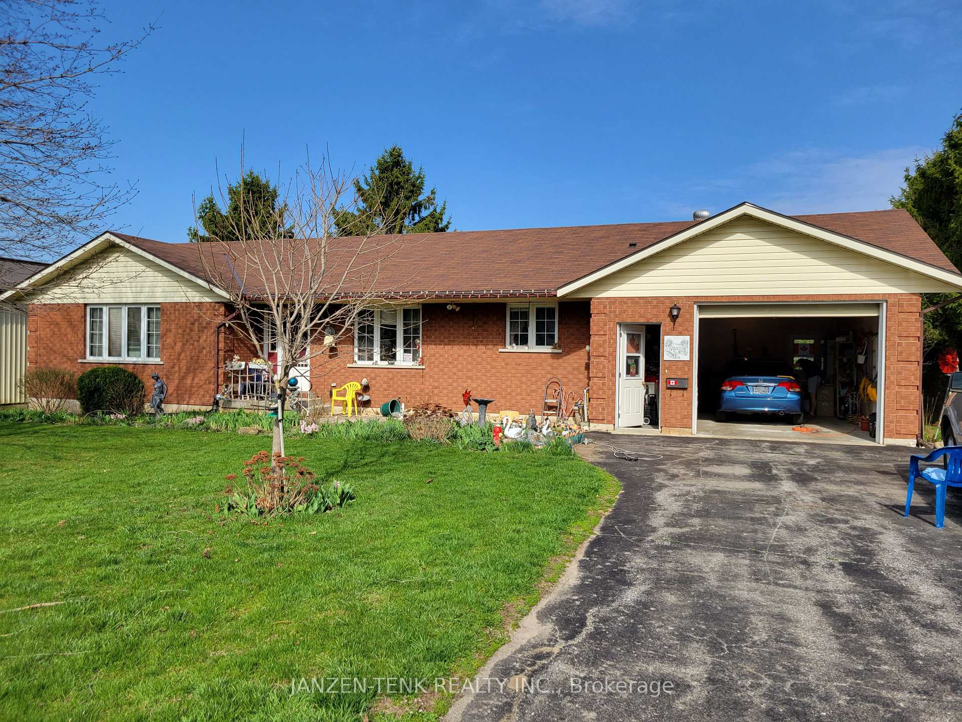 Photo 5 of 9293 Richmond Road, Bayham, Richmond — HOMEH