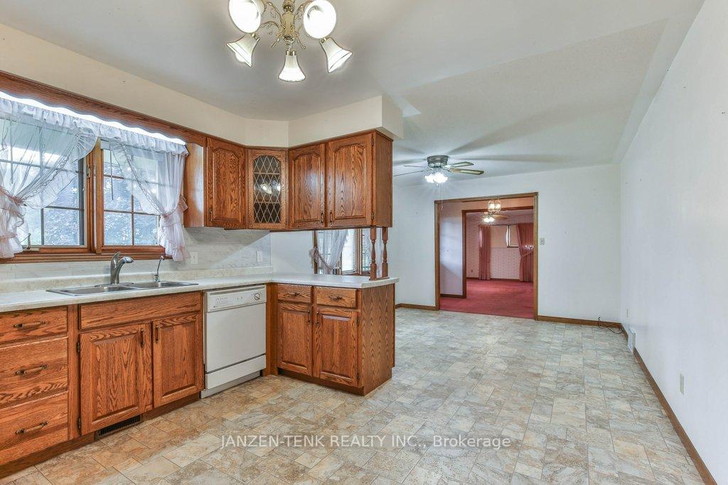 Photo 12 of 9293 Richmond Road, Bayham, Richmond — HOMEH