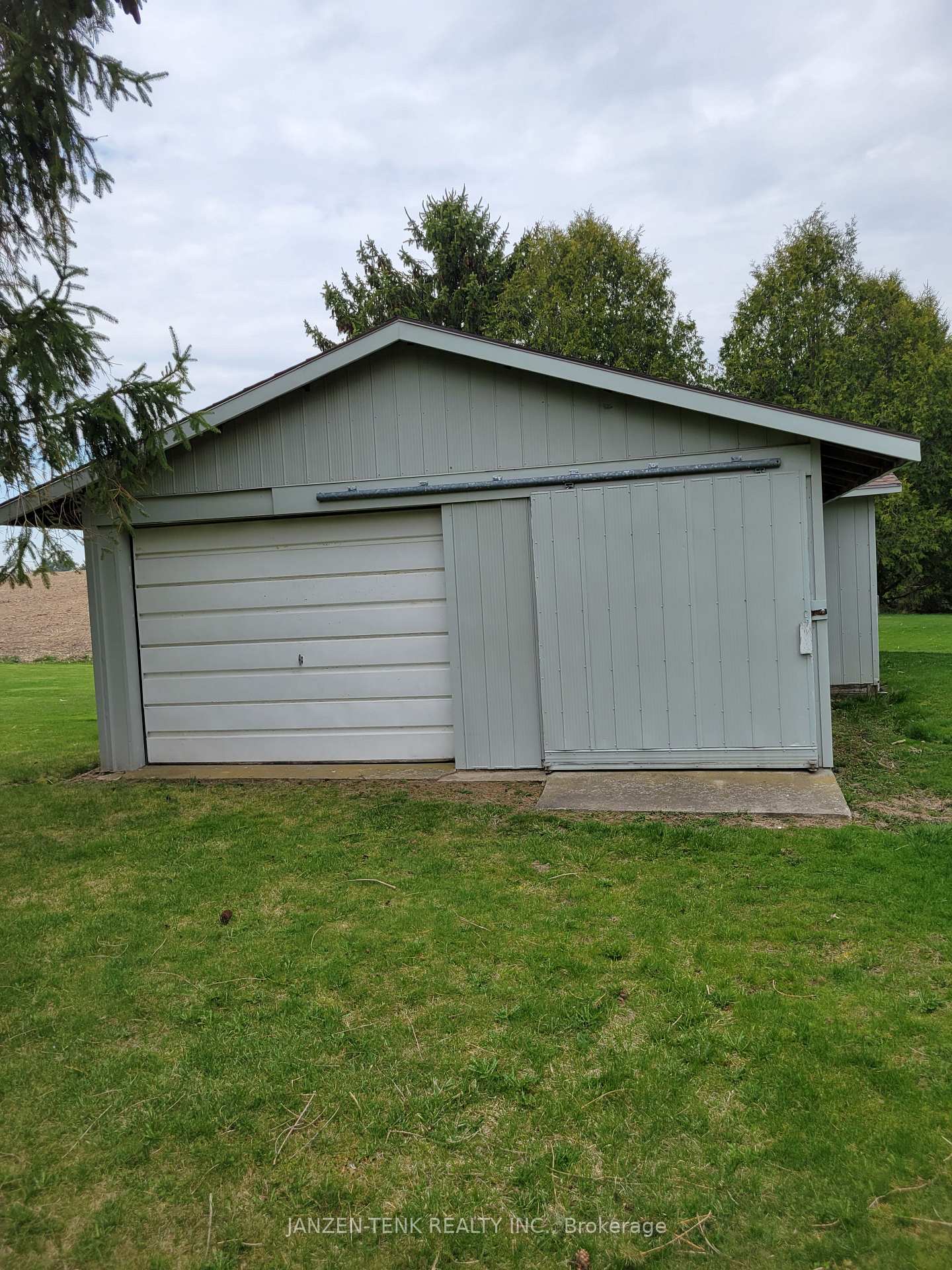 Photo 38 of 9293 Richmond Road, Bayham, Richmond — HOMEH