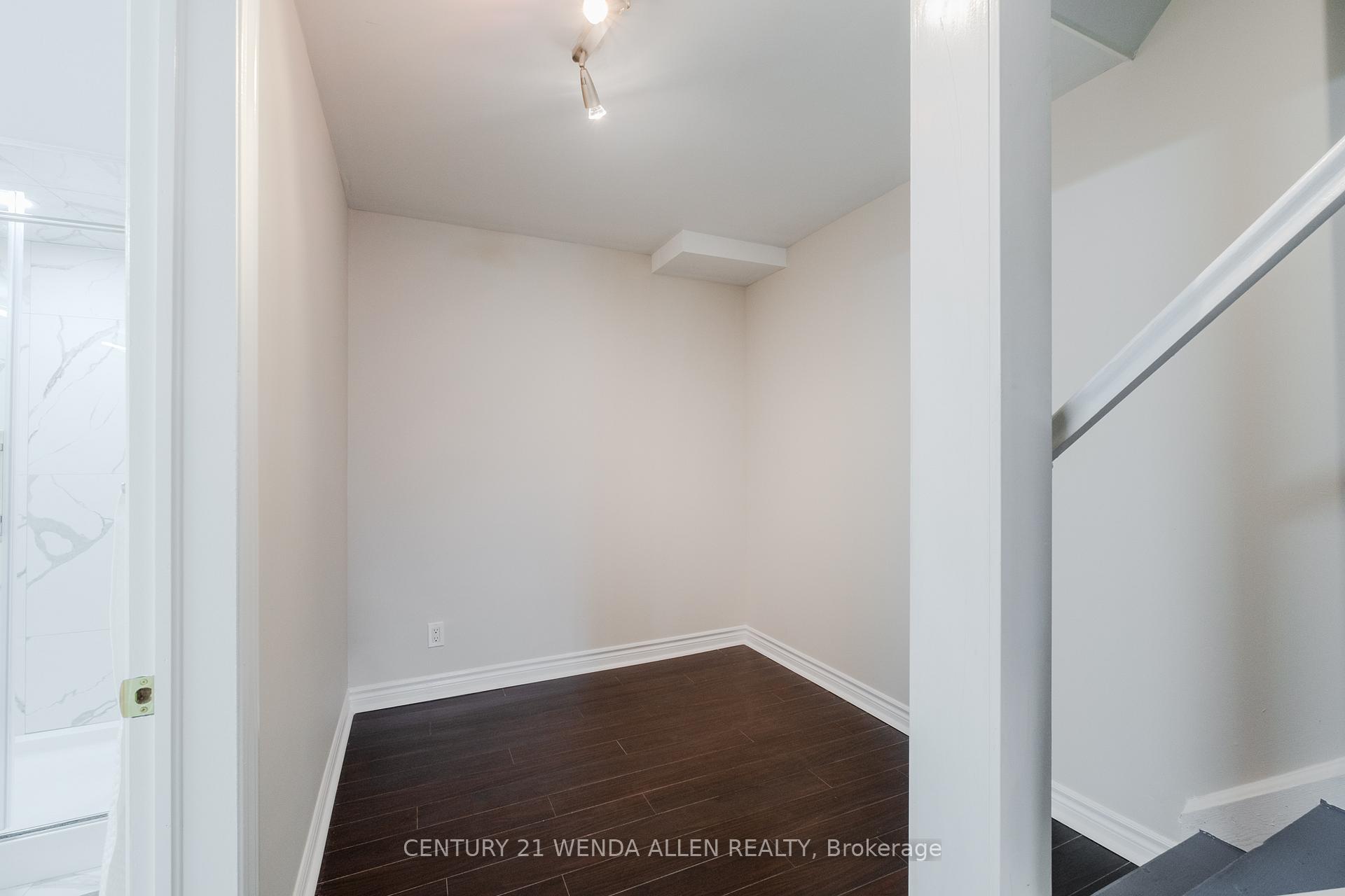 Photo 22 of 113 Meadowlark Drive, Brampton, Fletcher's Creek South — HOMEH