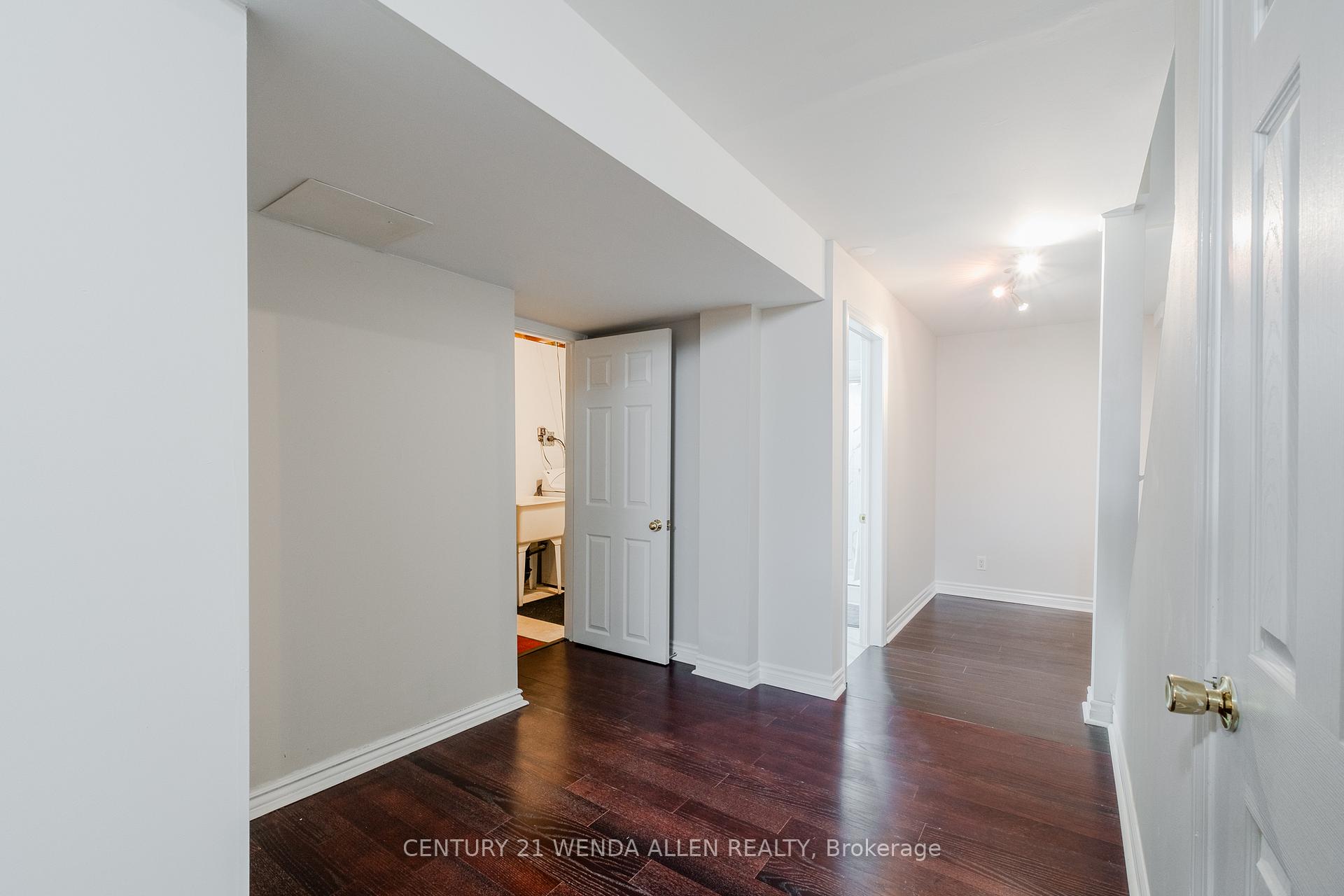Photo 26 of 113 Meadowlark Drive, Brampton, Fletcher's Creek South — HOMEH