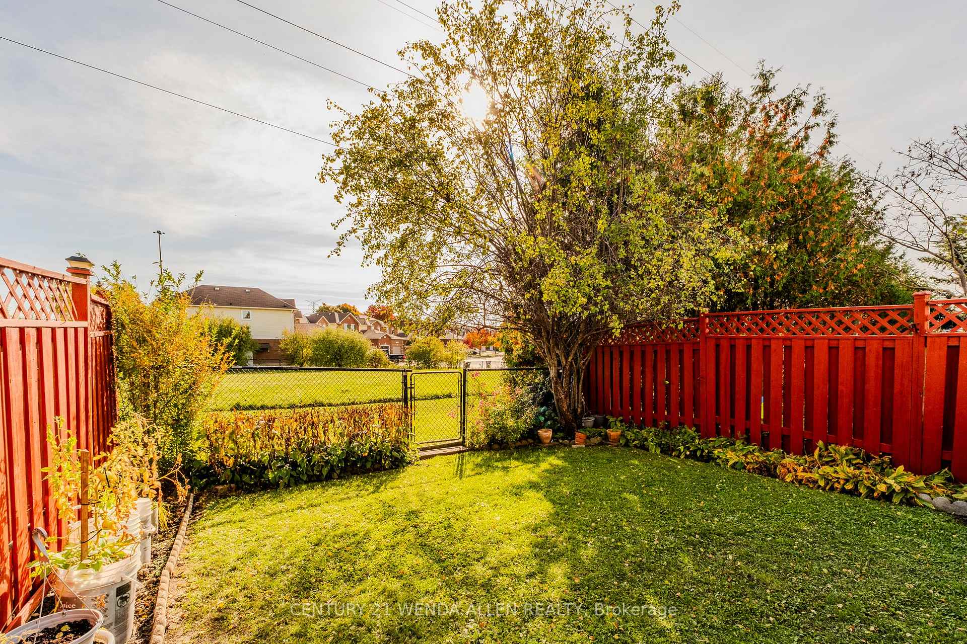 Photo 30 of 113 Meadowlark Drive, Brampton, Fletcher's Creek South — HOMEH