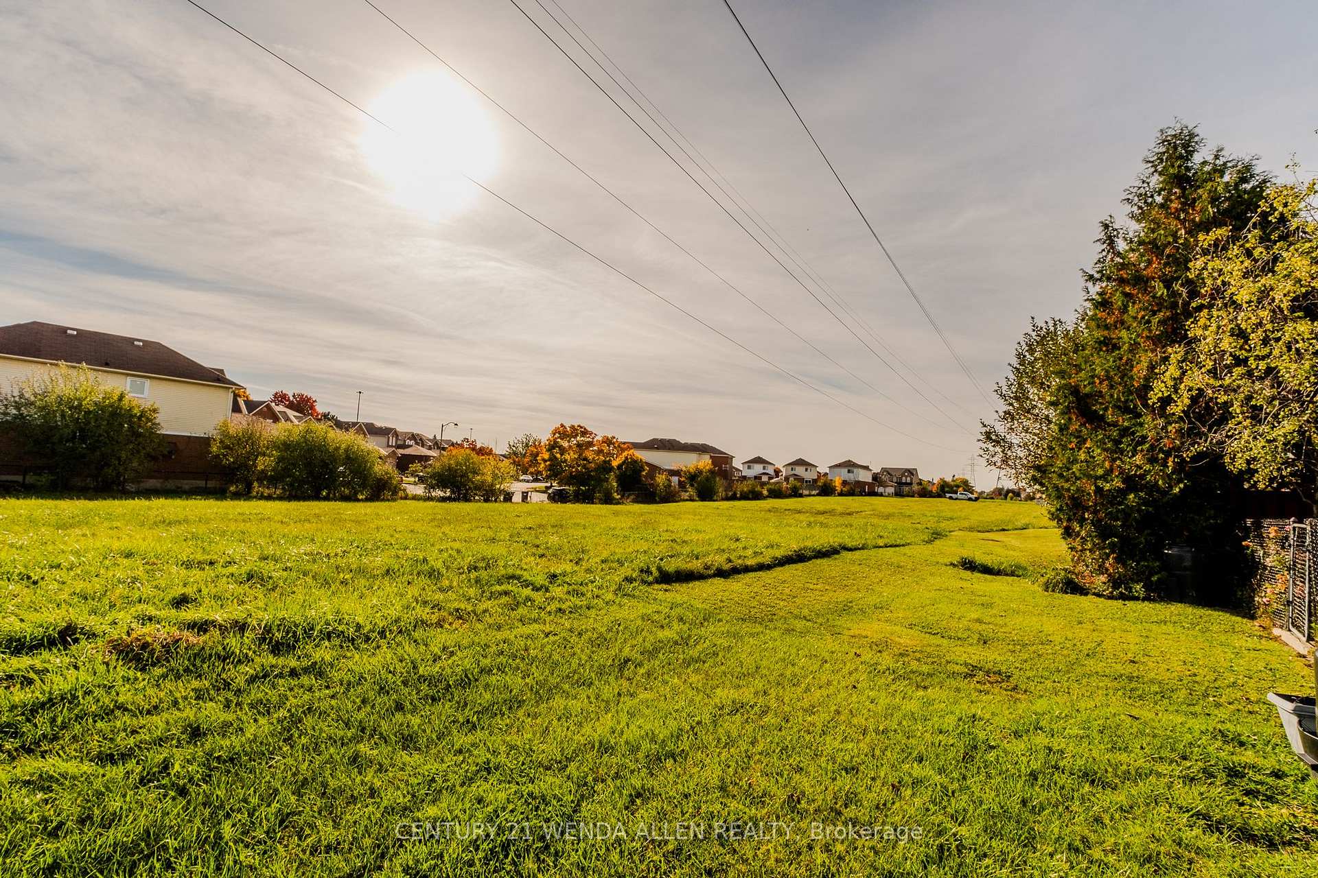 Photo 34 of 113 Meadowlark Drive, Brampton, Fletcher's Creek South — HOMEH