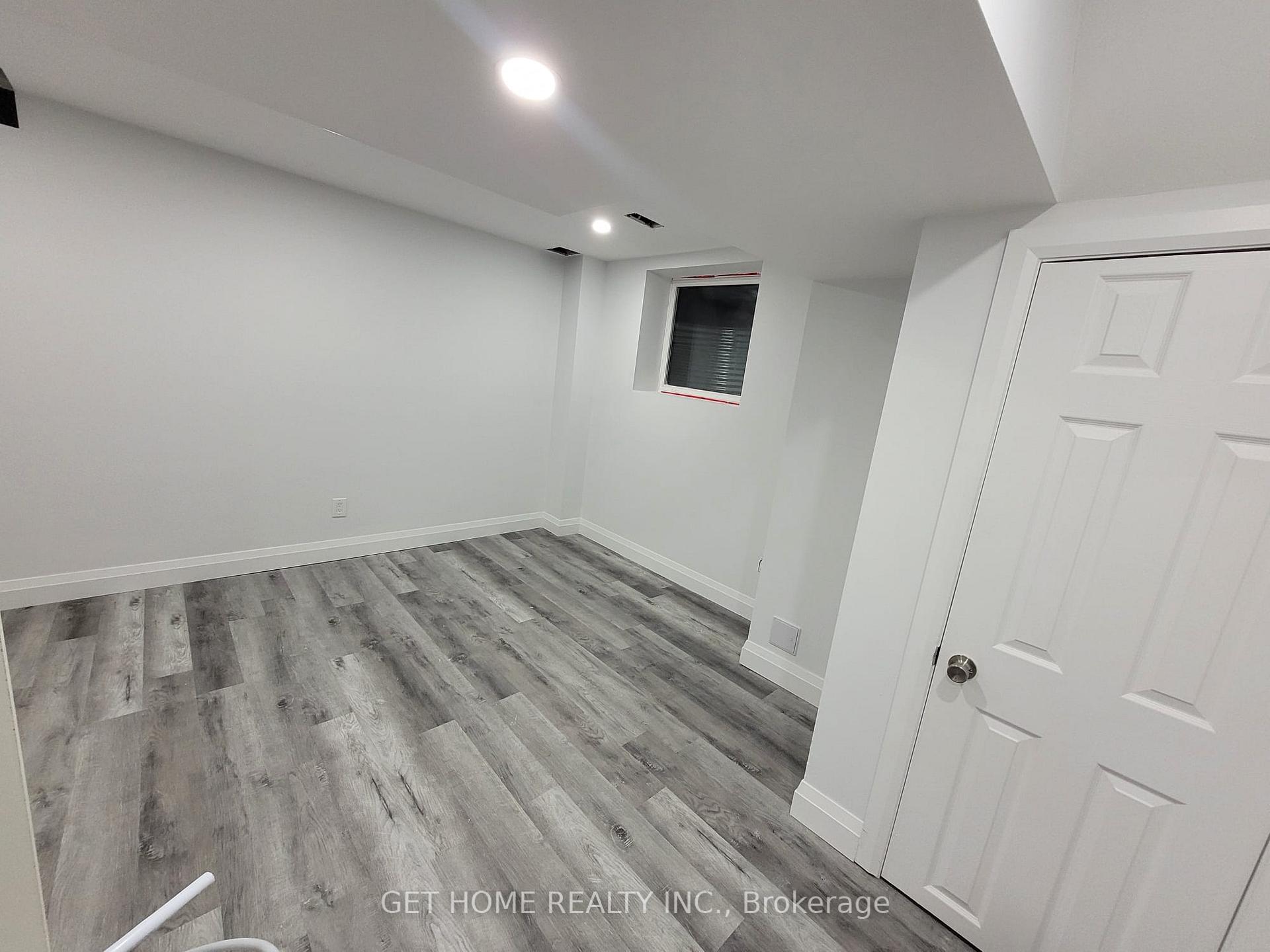 Photo 2 of Unit Bsmt, 125 Allegro Drive, Brampton, Credit Valley — HOMEH