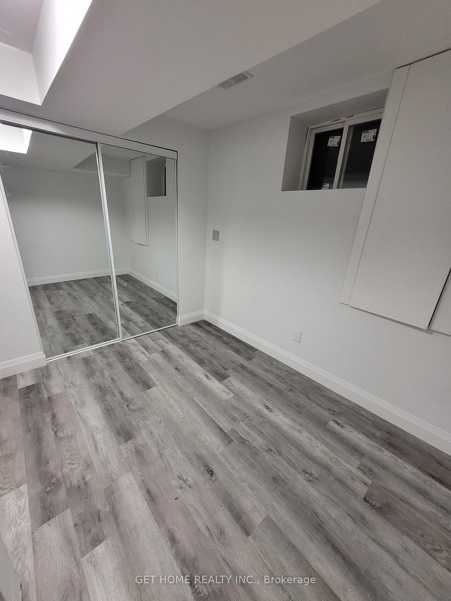 Photo 3 of Unit Bsmt, 125 Allegro Drive, Brampton, Credit Valley — HOMEH