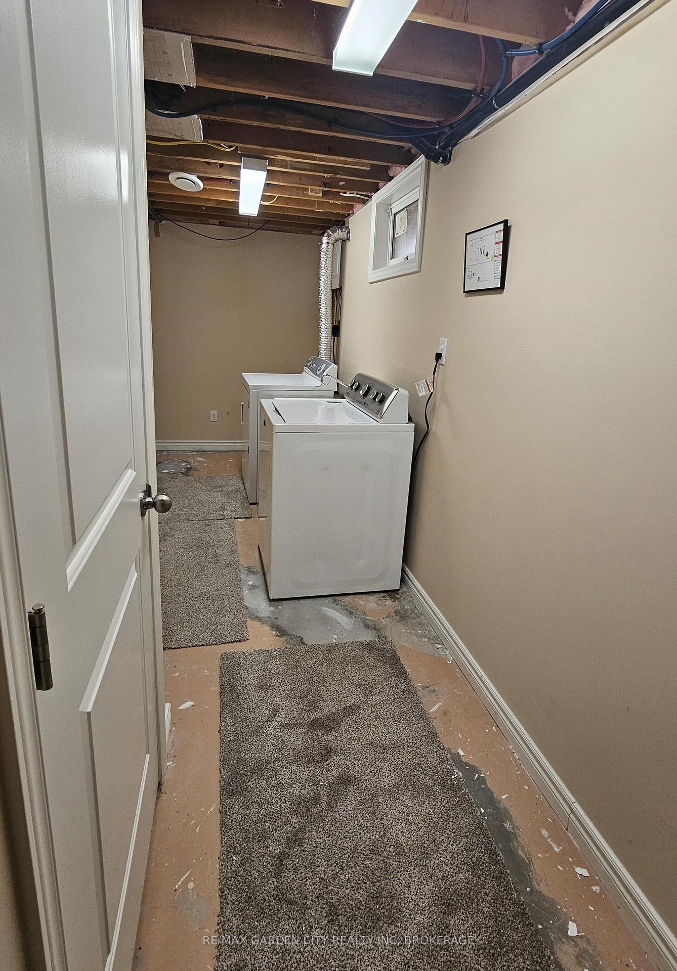 Photo 9 of 11 Kerwin Gate, St. Catharines, Lakeport — HOMEH