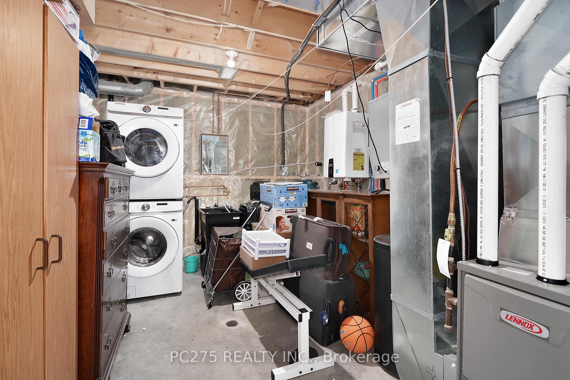 Photo 44 of 401 Chestnut Street, St. Thomas — HOMEH