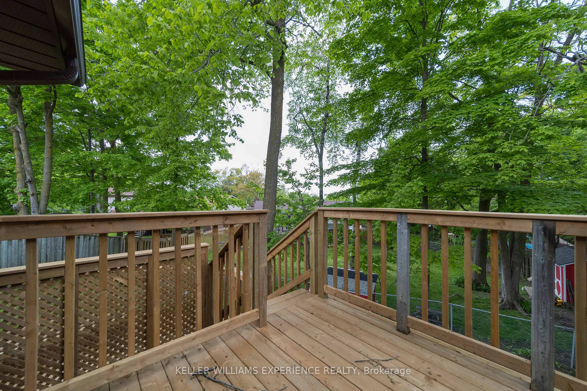 Photo 22 of Unit MAIN/UPPER LEVEL, 14 Ashdale Court, Barrie, Cundles East — HOMEH
