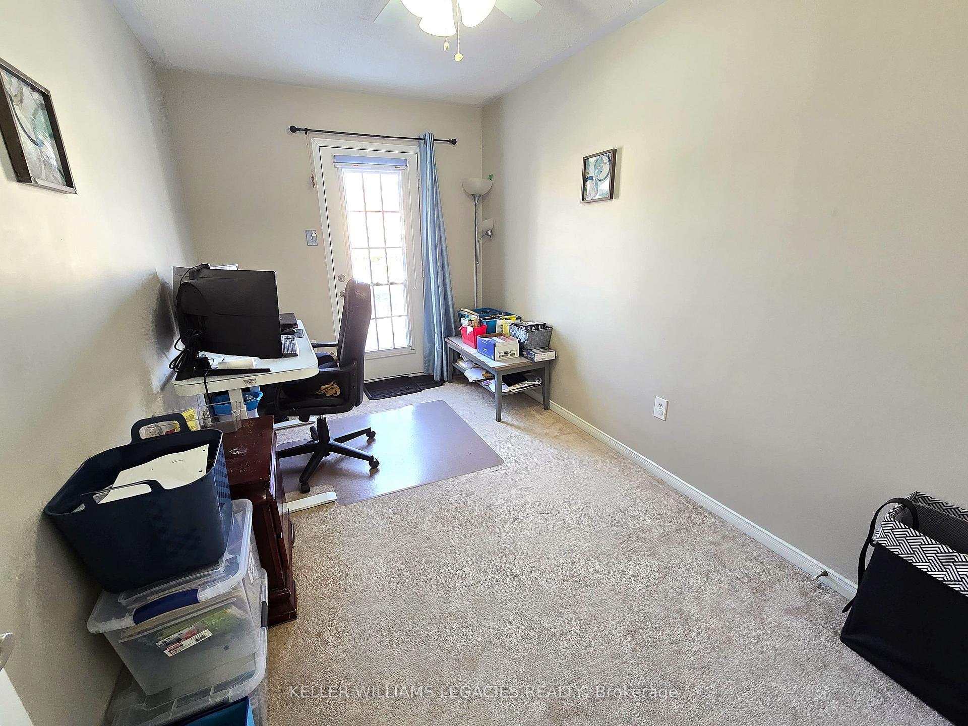 Photo 10 of 35 Tanasi Road, Brampton, Credit Valley — HOMEH