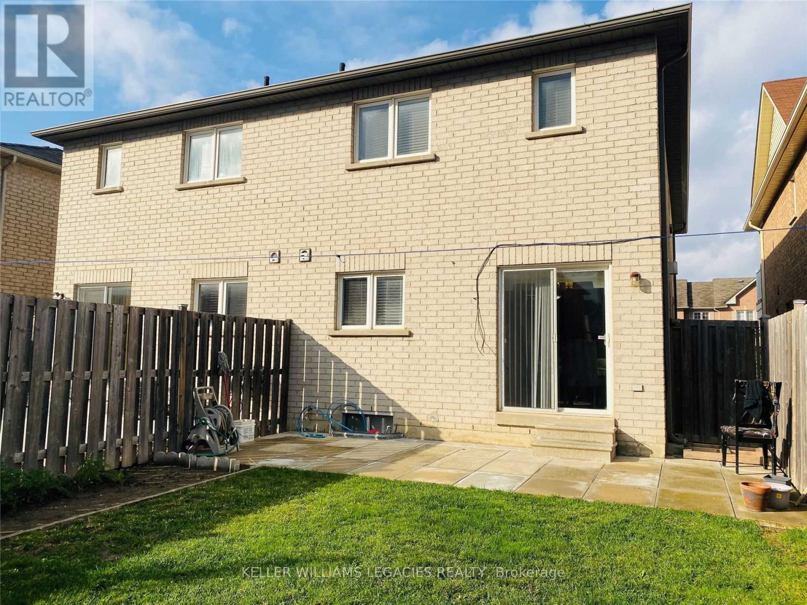 Photo 14 of 35 Tanasi Road, Brampton, Credit Valley — HOMEH