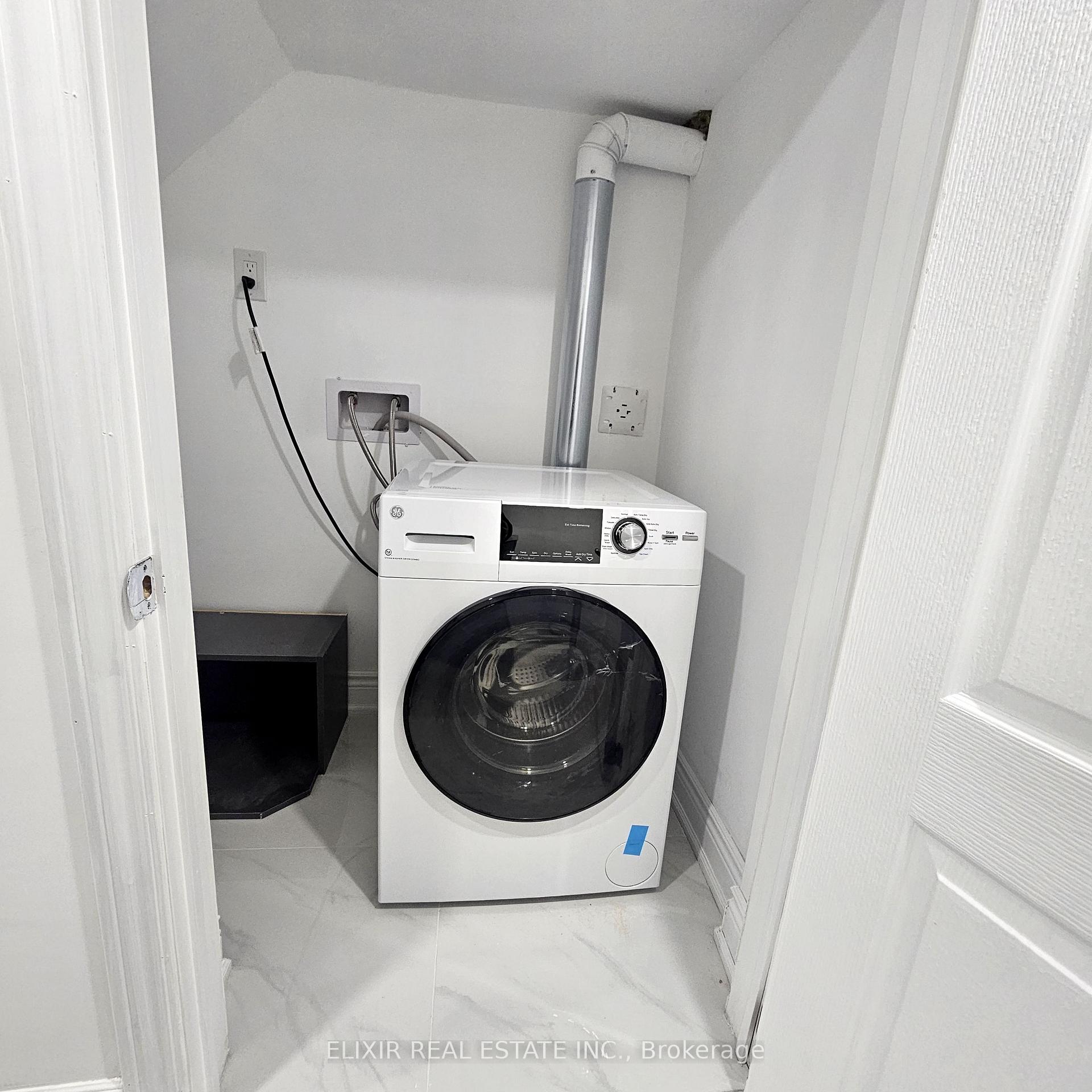 Photo 17 of 15 Cobriza Crescent, Brampton, Northwest Brampton — HOMEH