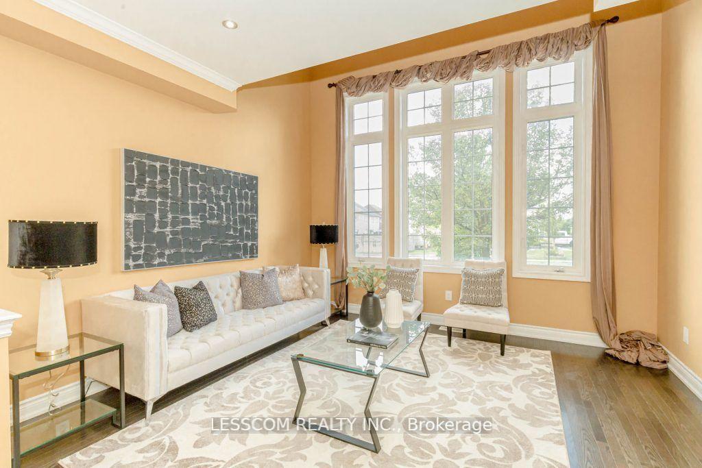 Photo 6 of 97 Royal West Drive, Brampton, Credit Valley — HOMEH