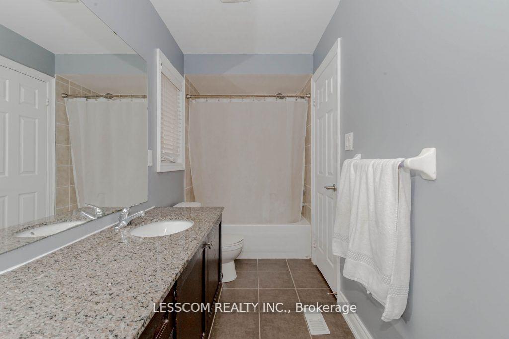 Photo 27 of 97 Royal West Drive, Brampton, Credit Valley — HOMEH