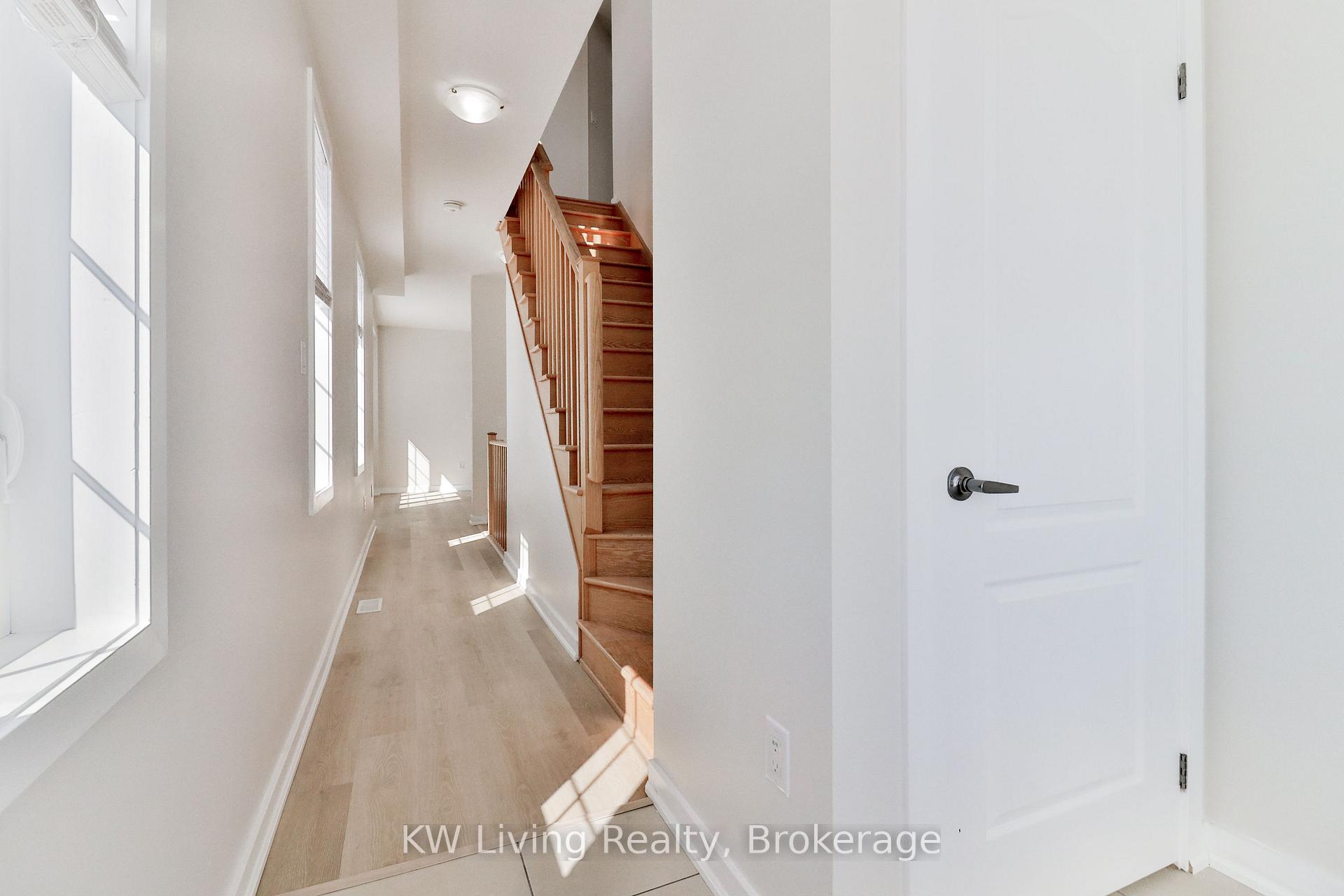 Photo 2 of Unit Main&2F, 2 Banas Way, Brampton, Northwest Brampton — HOMEH