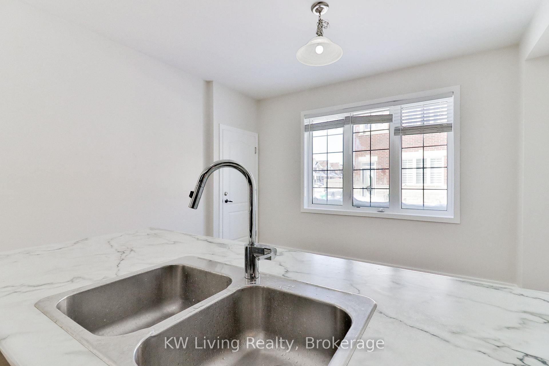 Photo 17 of Unit Main&2F, 2 Banas Way, Brampton, Northwest Brampton — HOMEH
