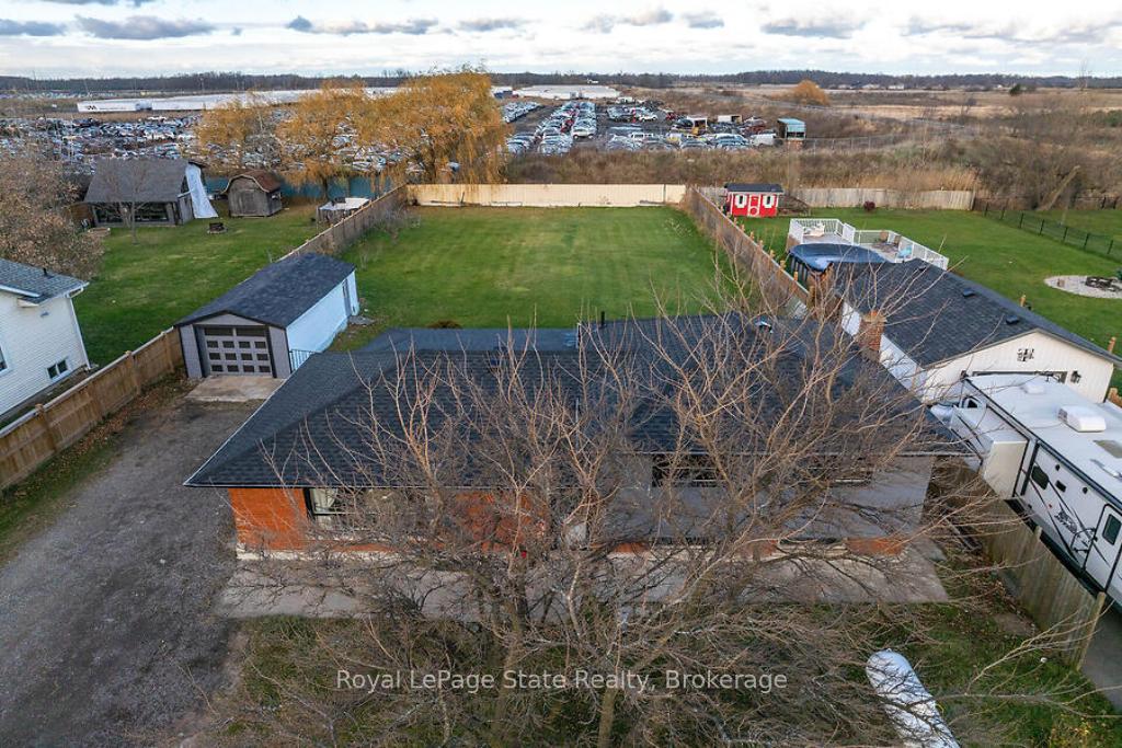 Photo 1 of 749 Mud Street E, Hamilton, Rural Stoney Creek — HOMEH