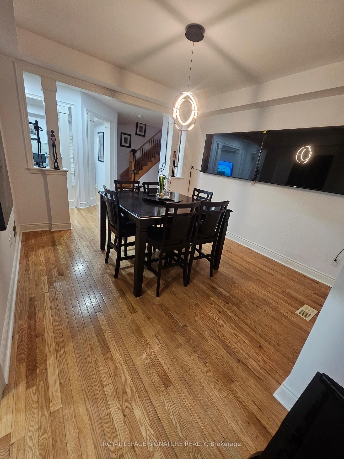 Photo 8 of 17 Lavallee Crescent, Brampton, Credit Valley — HOMEH