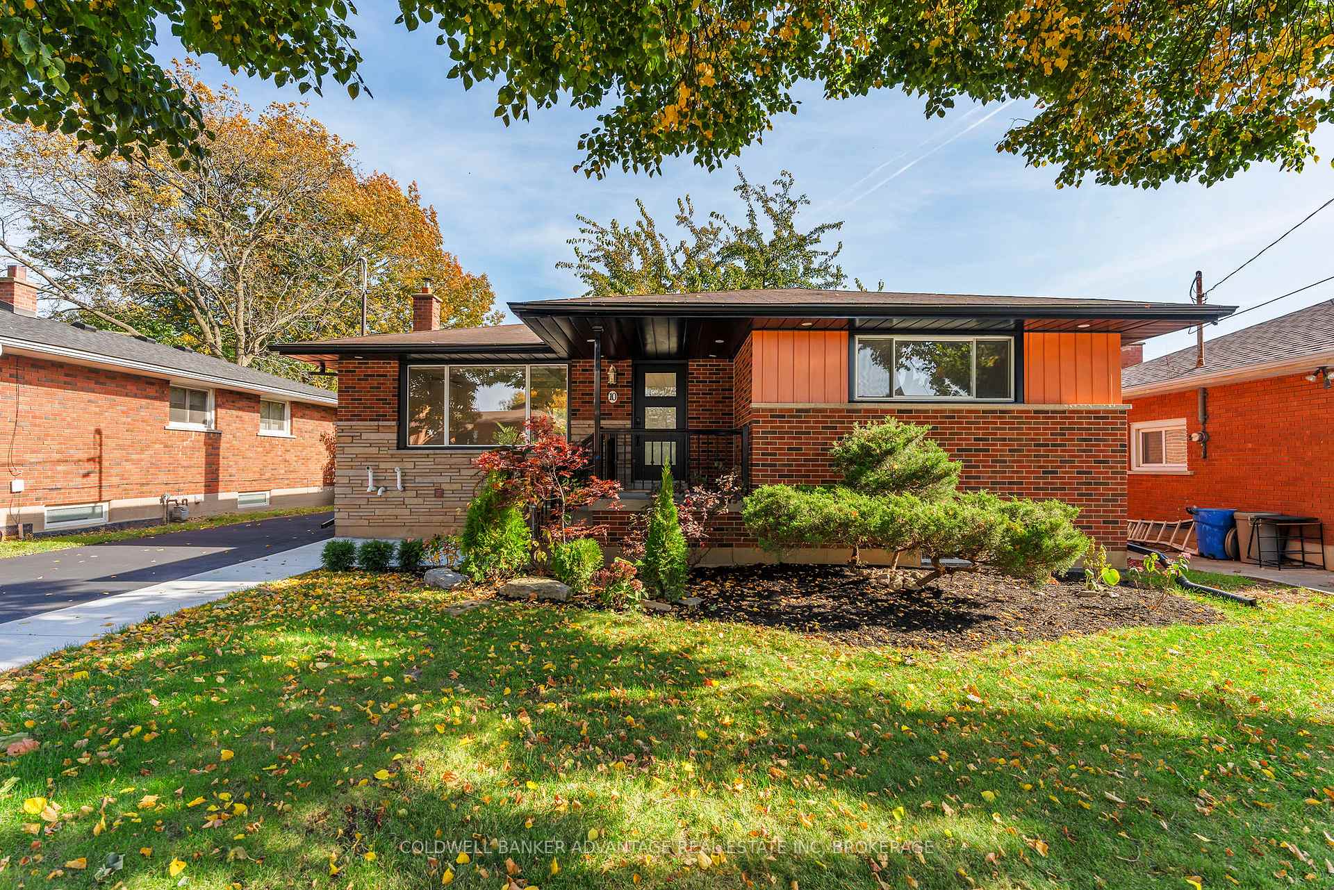 Front of 10 Fisher Crescent