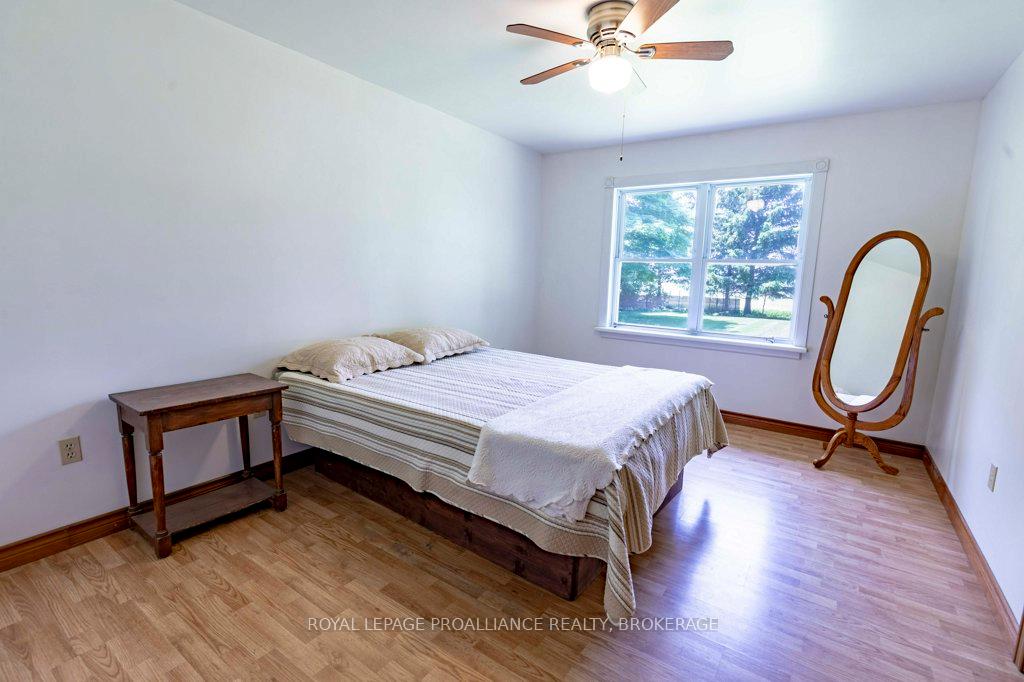 Photo 16 of 1288 5th Line, Frontenac Islands, The Islands — HOMEH