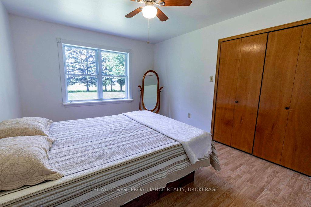 Photo 17 of 1288 5th Line, Frontenac Islands, The Islands — HOMEH