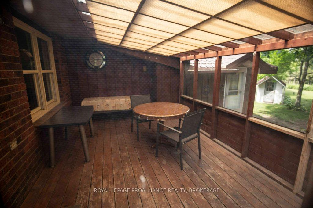 Photo 37 of 1288 5th Line, Frontenac Islands, The Islands — HOMEH