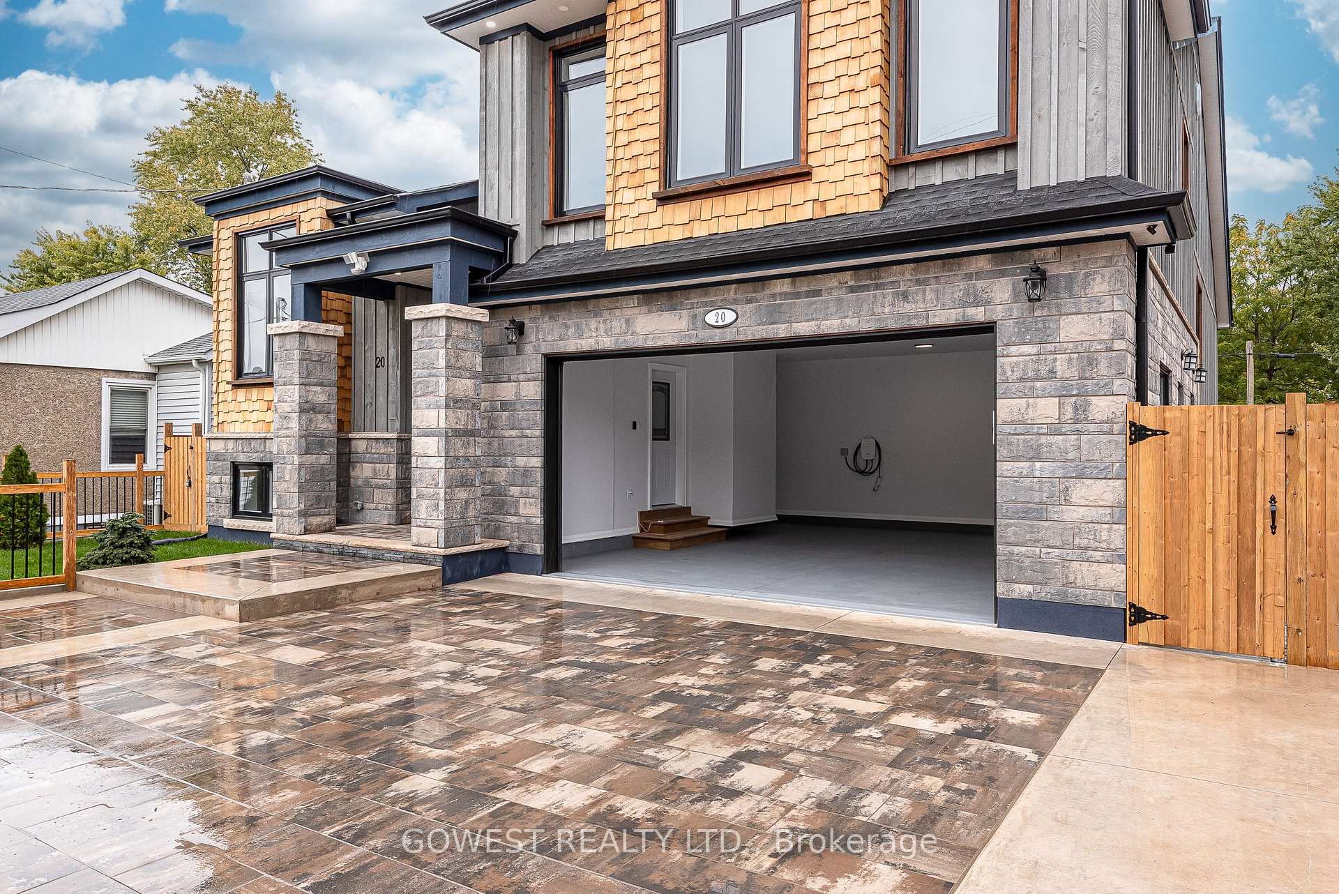 Photo 2 of 20 Tasker Street, St. Catharines, E. Chester — HOMEH
