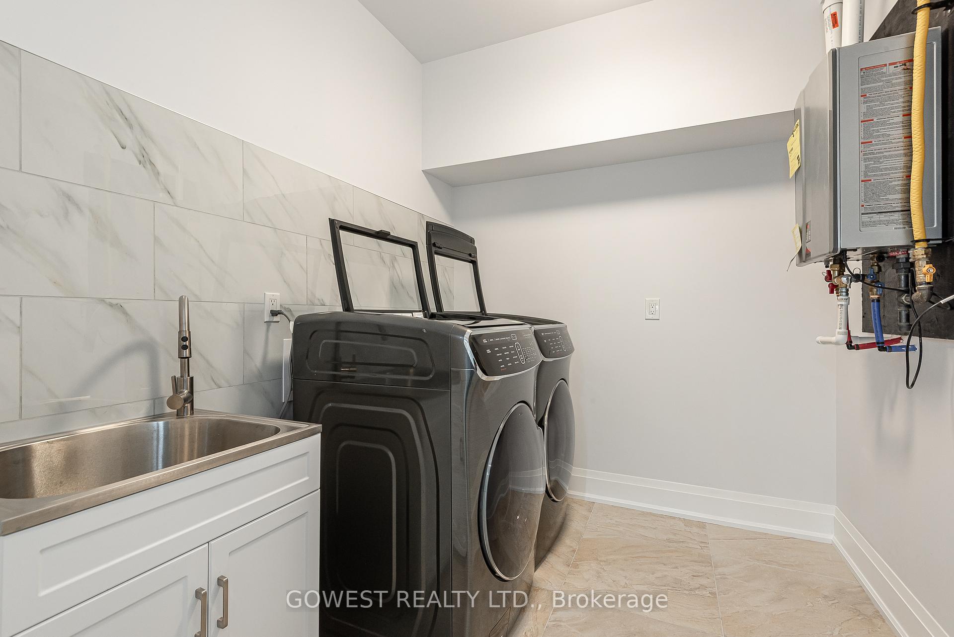 Photo 34 of 20 Tasker Street, St. Catharines, E. Chester — HOMEH